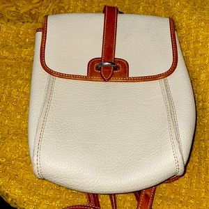 Beautiful vintage Dooney and Bourke backpack purse